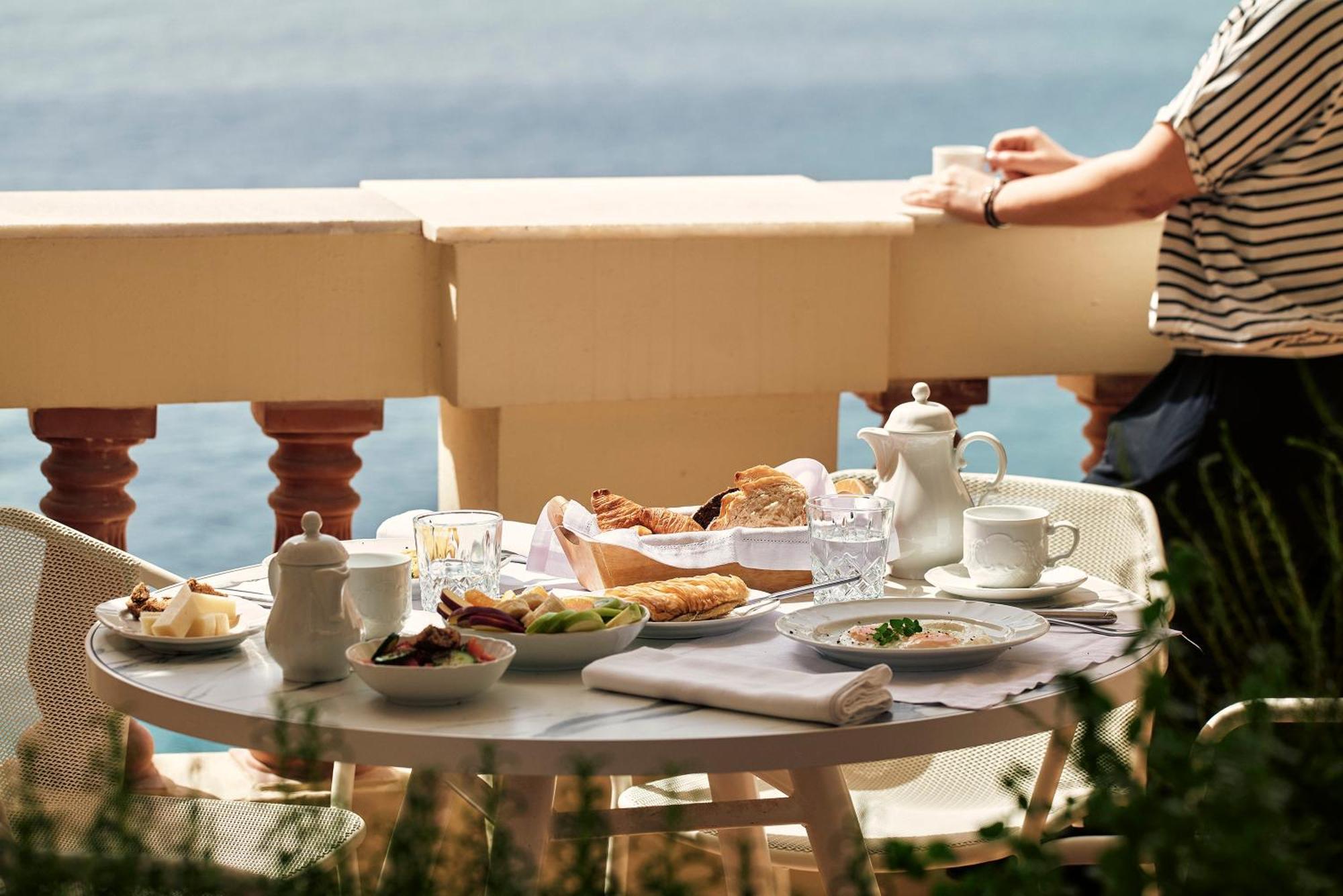 Syrou Melathron Hotel Ermoupoli Ngoại thất bức ảnh